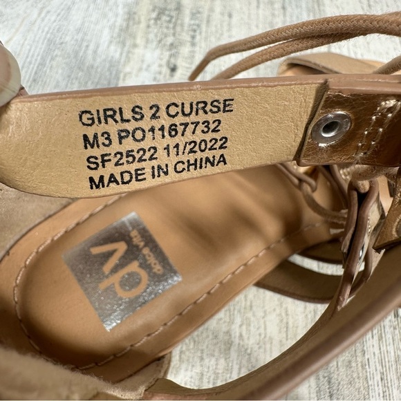 Dolce Vita Girls Curse Gladiator Sandals Lace Up Faux Leather Rose Gold #1012 - Picture 11 of 13
